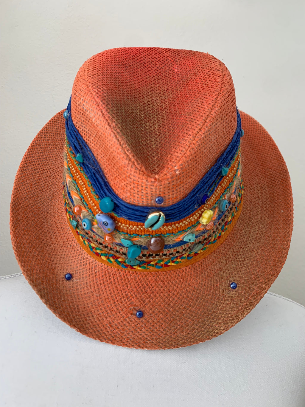 ORANGE HAT