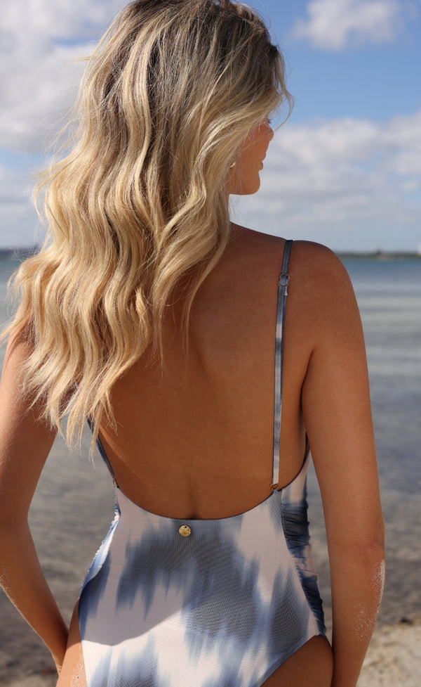 SECRET ONE-PIECE SWIMSUIT