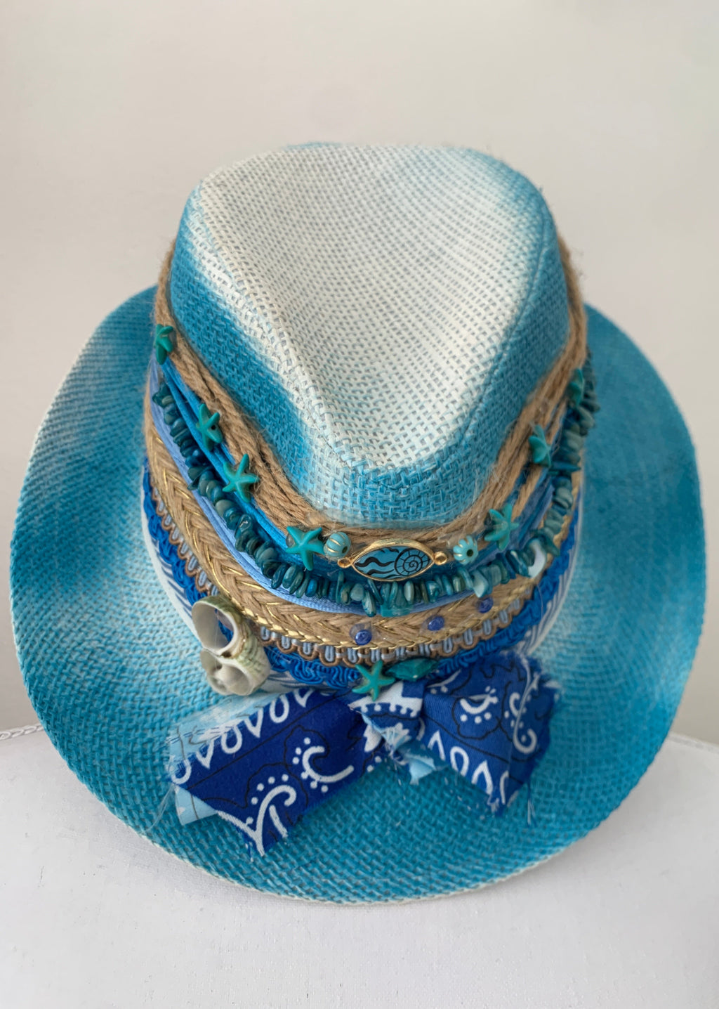 LUNA BLUE HAT